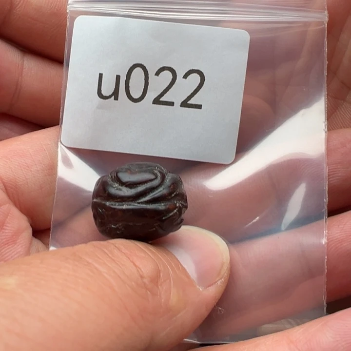 和田玉未镶嵌珠宝半成品