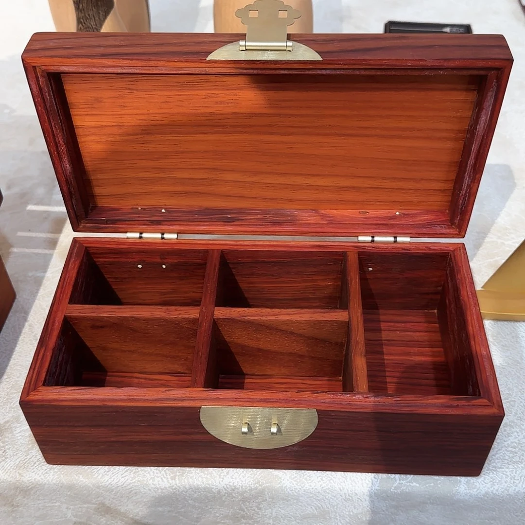 紫檀木类家具中****泵首饰盒