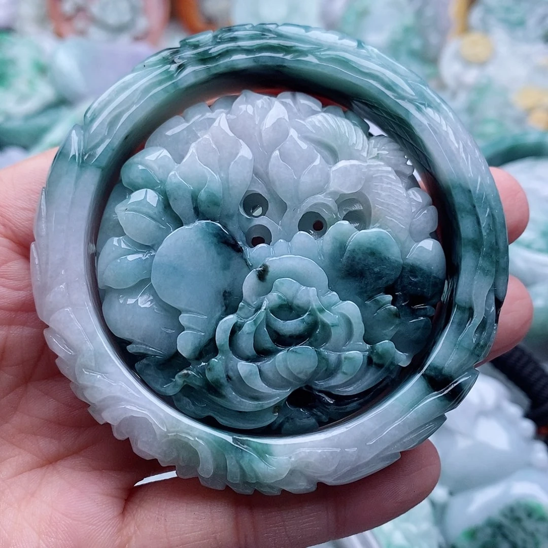 翡翠未镶嵌吊坠(不含链)天**平