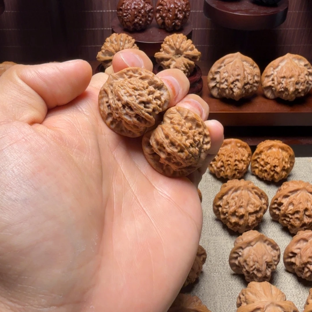 吊坠文玩核桃盘山