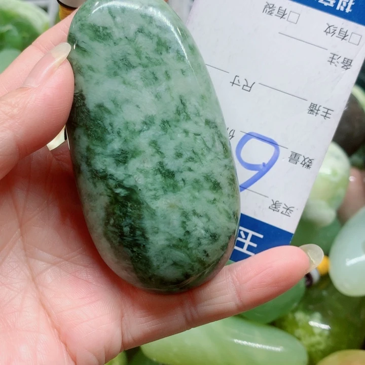 蛇纹石玉未镶嵌手把件