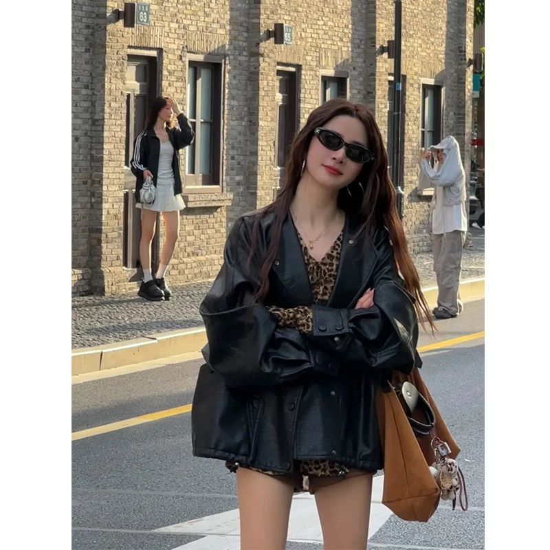 【现货】宽松型极简风拼接冬季长款皮衣秋冬黑色温婉风辣妹风