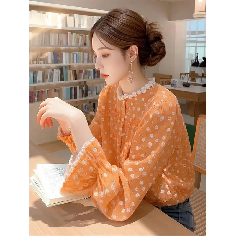 设计感洋气碎花衬衫上衣女2025春季新款蕾丝拼接长袖气质百搭小衫