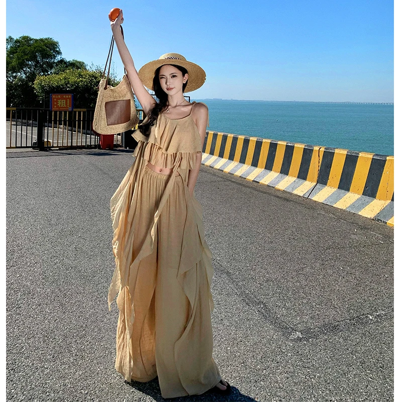 飘逸显高设计感小众吊带荷叶边V领上衣+飘带阔腿裤子套装