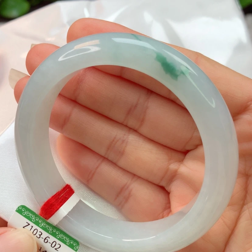 【闪购商品】翡翠手镯未镶嵌天然翡翠手镯