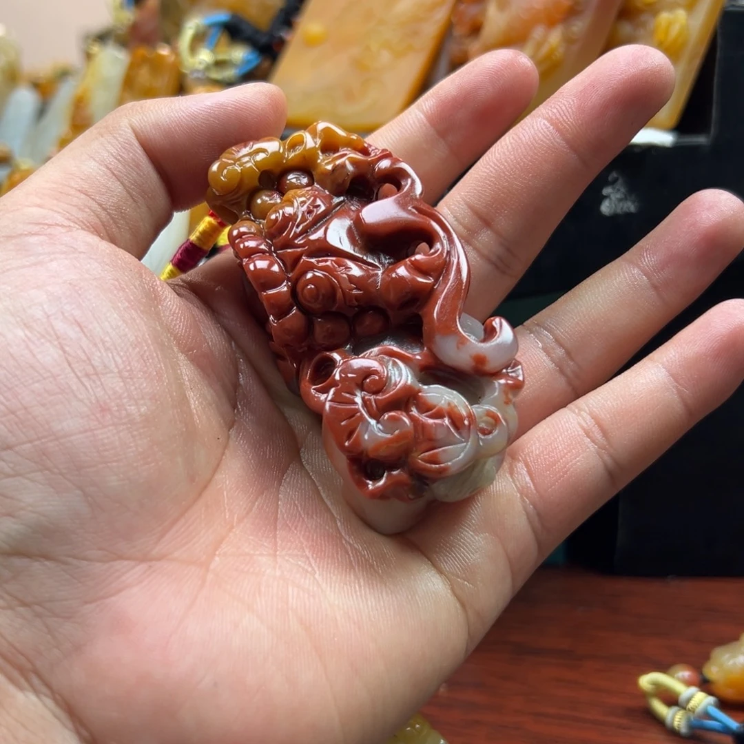 石英质玉（黄龙玉）未镶嵌hly