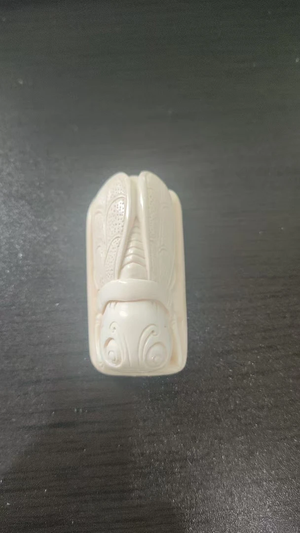 猛犸约35.8克雕刻件CZL1104