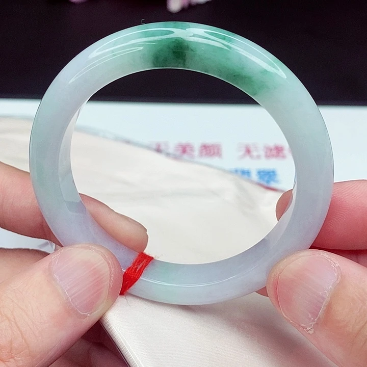 翡翠手镯未镶嵌53.8圈