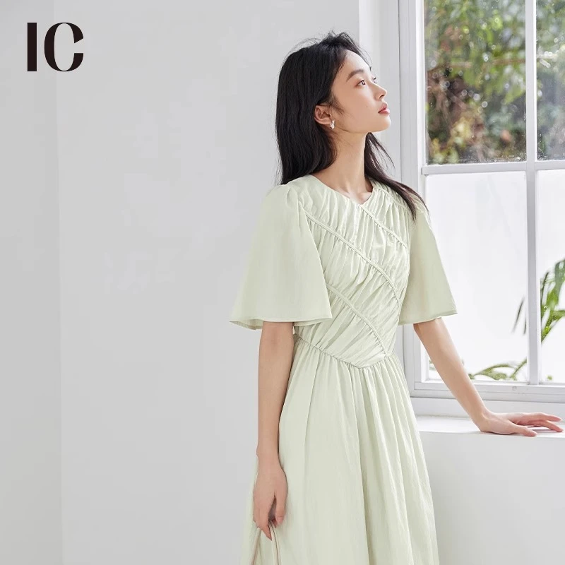 IC高级感休闲通勤简约百搭早春新款短袖气质收腰显瘦连衣裙女春秋