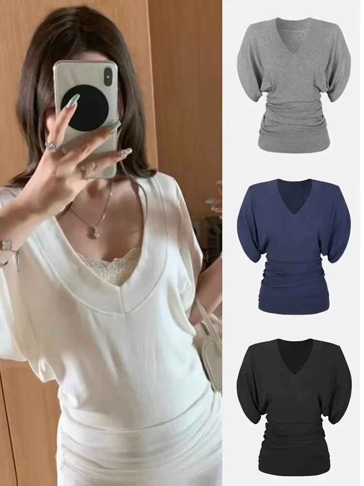 2025夏季宽松洋气辣妹大V领设计款修身显瘦纯色百搭款+蕾丝美背