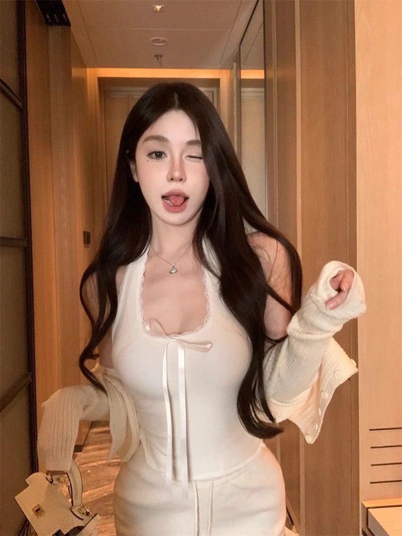 10100纯欲风蕾丝花边蝴蝶结春夏吊带新款背心女带胸垫搭外露背装