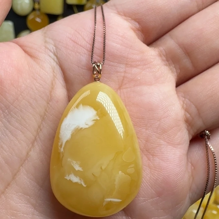 蜜蜡18K金镶嵌珠宝奇石