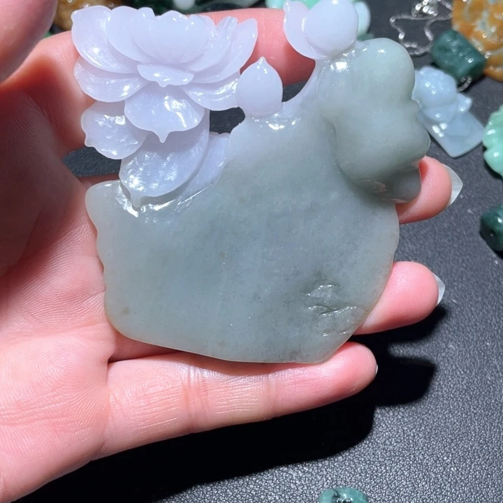 【闪购商品】翡翠颈饰未镶嵌兔*子天然翡翠