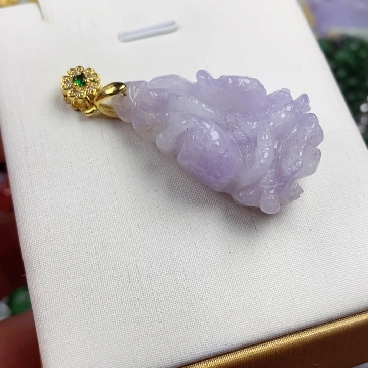 吊坠(赠链)未镶嵌翡翠