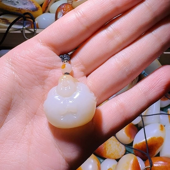 和田玉挂件未镶嵌翁*