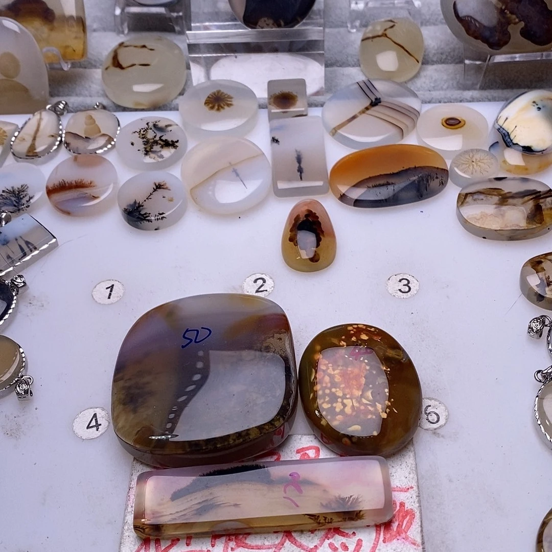 玛瑙/玉髓珠宝奇石未镶嵌漠*