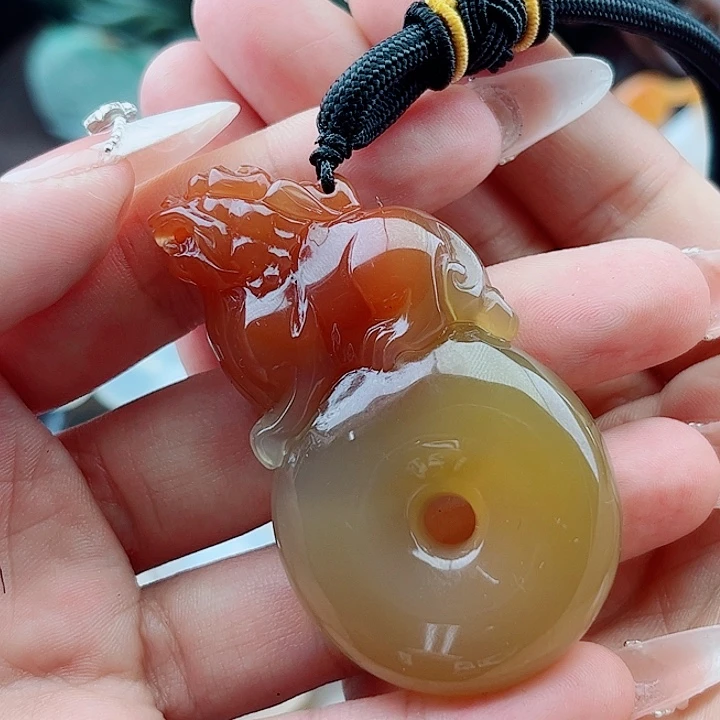 未镶嵌玛瑙手饰吊坠