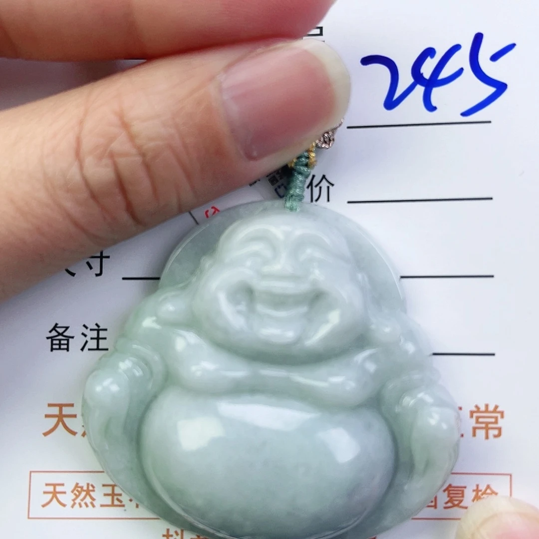 翡翠颈饰未镶嵌佛公