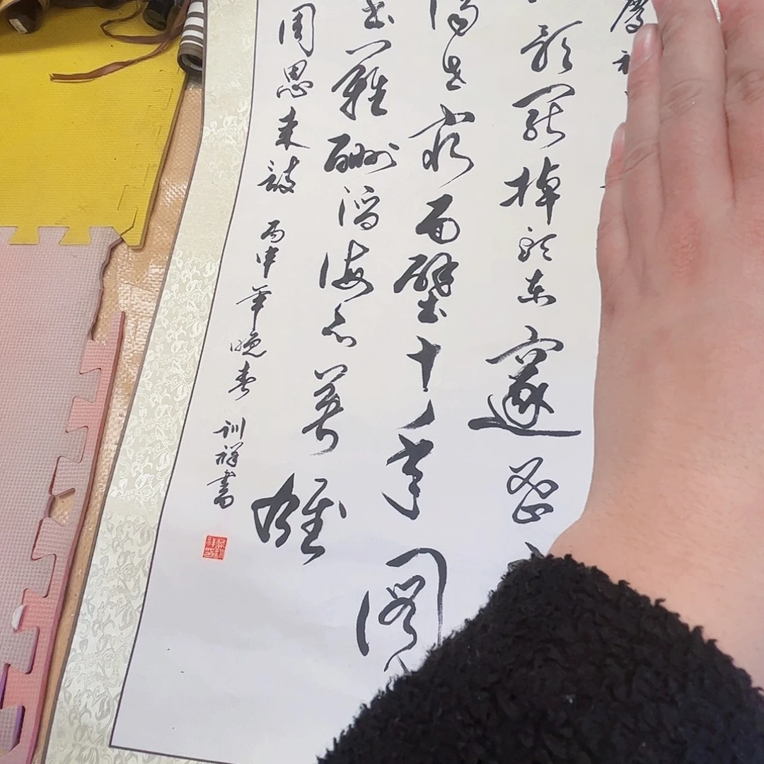 摆件，轴坏，破损，水渍都是正常的