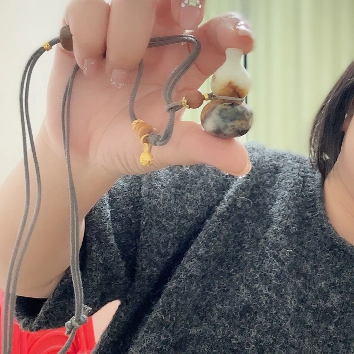 蛇纹石玉合金颈饰