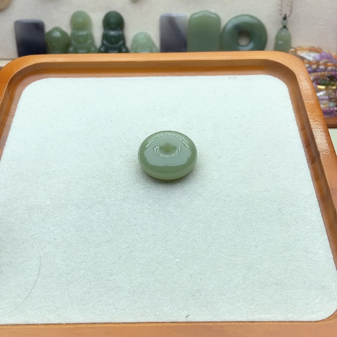 和田玉吊坠(不含链)未镶嵌