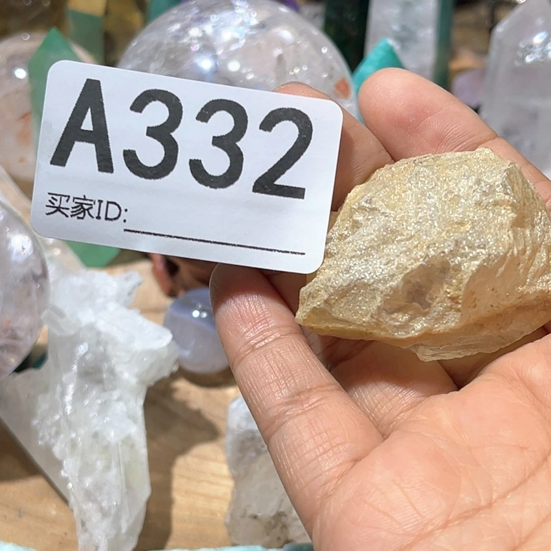 未镶嵌珠宝半成品水晶蓝*多样性发其一微瑕