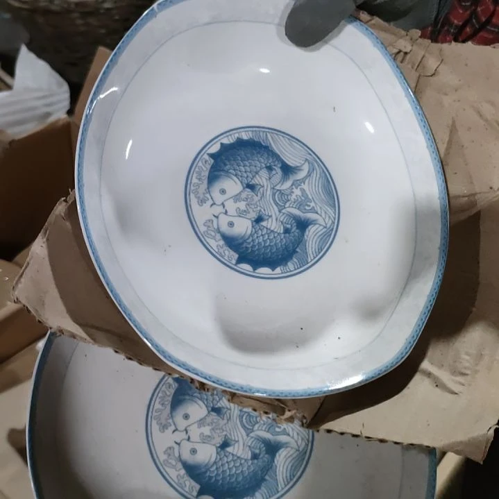 摆件陶瓷盘子碗啥都有