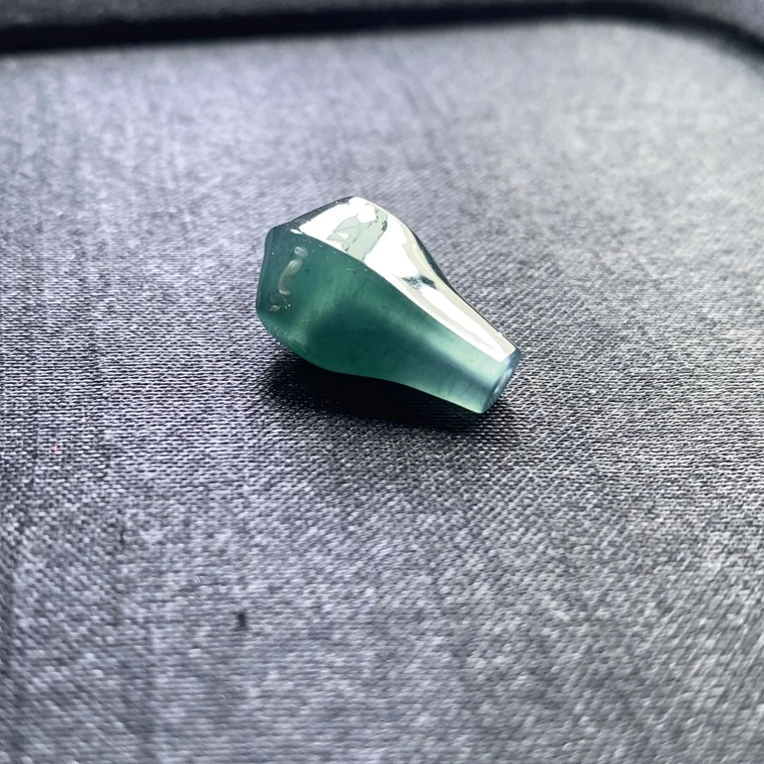 翡翠未镶嵌手链卡12左右鲨鱼背三通