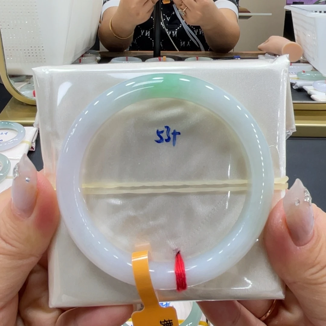 未镶嵌手镯翡翠翡翠