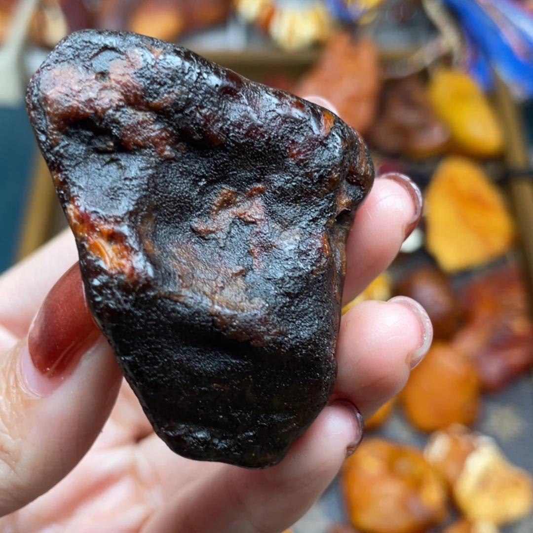 琥珀未镶嵌珠宝奇石