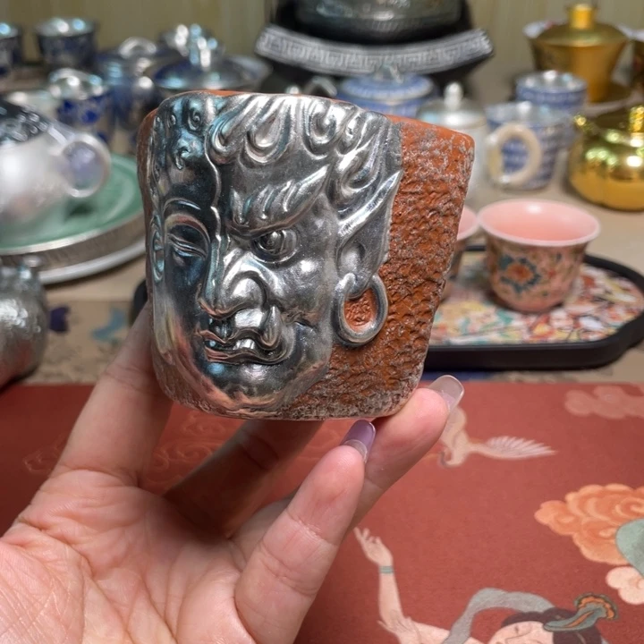 粗陶佛面压手杯，-