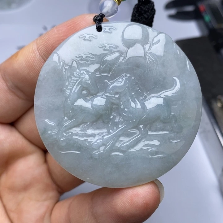 颈饰未镶嵌翡翠翡翠