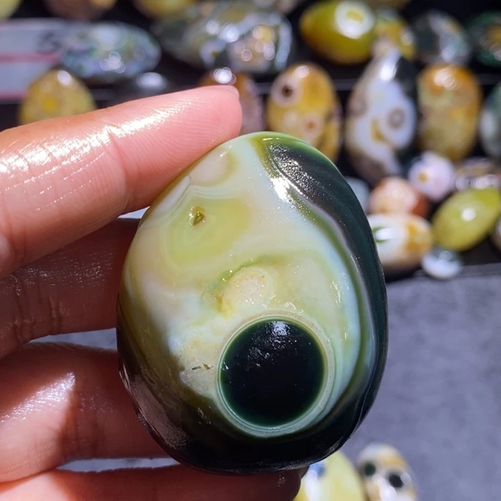 玛瑙/玉髓未镶嵌吊坠(不含链)194