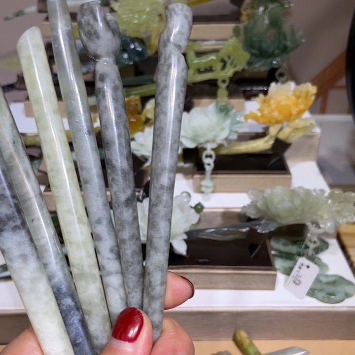 蛇纹石玉发饰未镶嵌宋*?