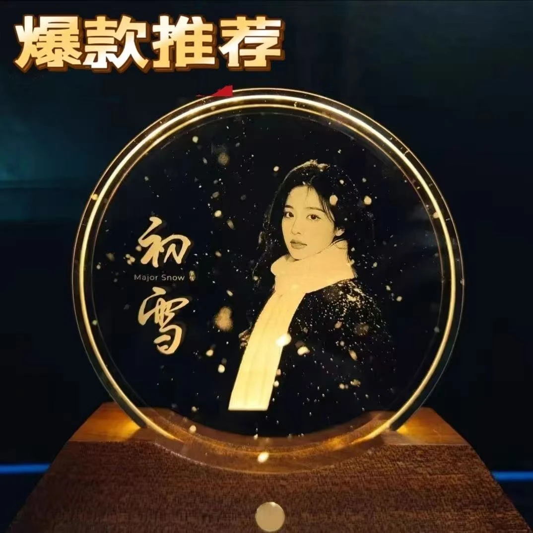 玻璃高清内雕摆件，赠父母，赠爱人，送孩子保留美好瞬间。