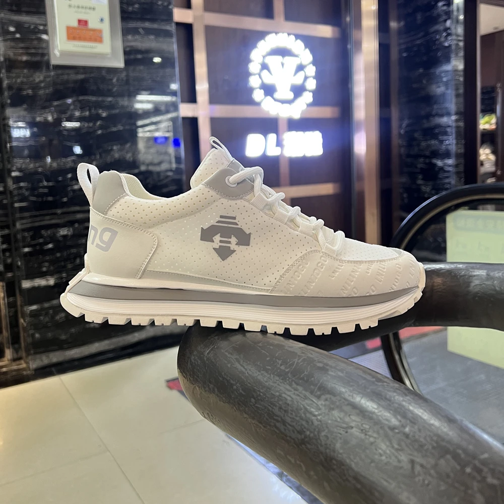 夏季弹力布打孔透气阿甘鞋时尚运动百搭软底舒适男士潮流休闲鞋