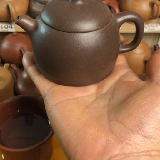 紫砂茶壶紫泥秦权150豪升左右瑕疵