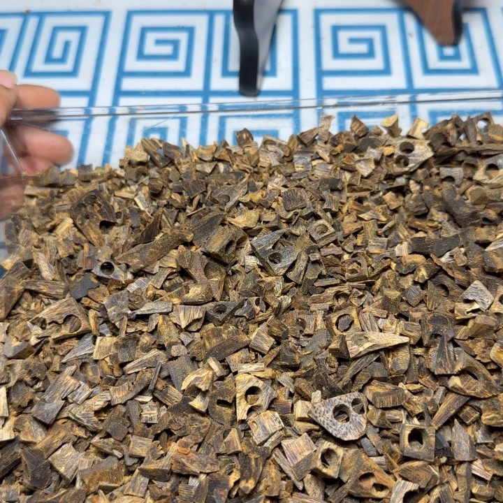 木质沉水绿奇千里香碎料52克