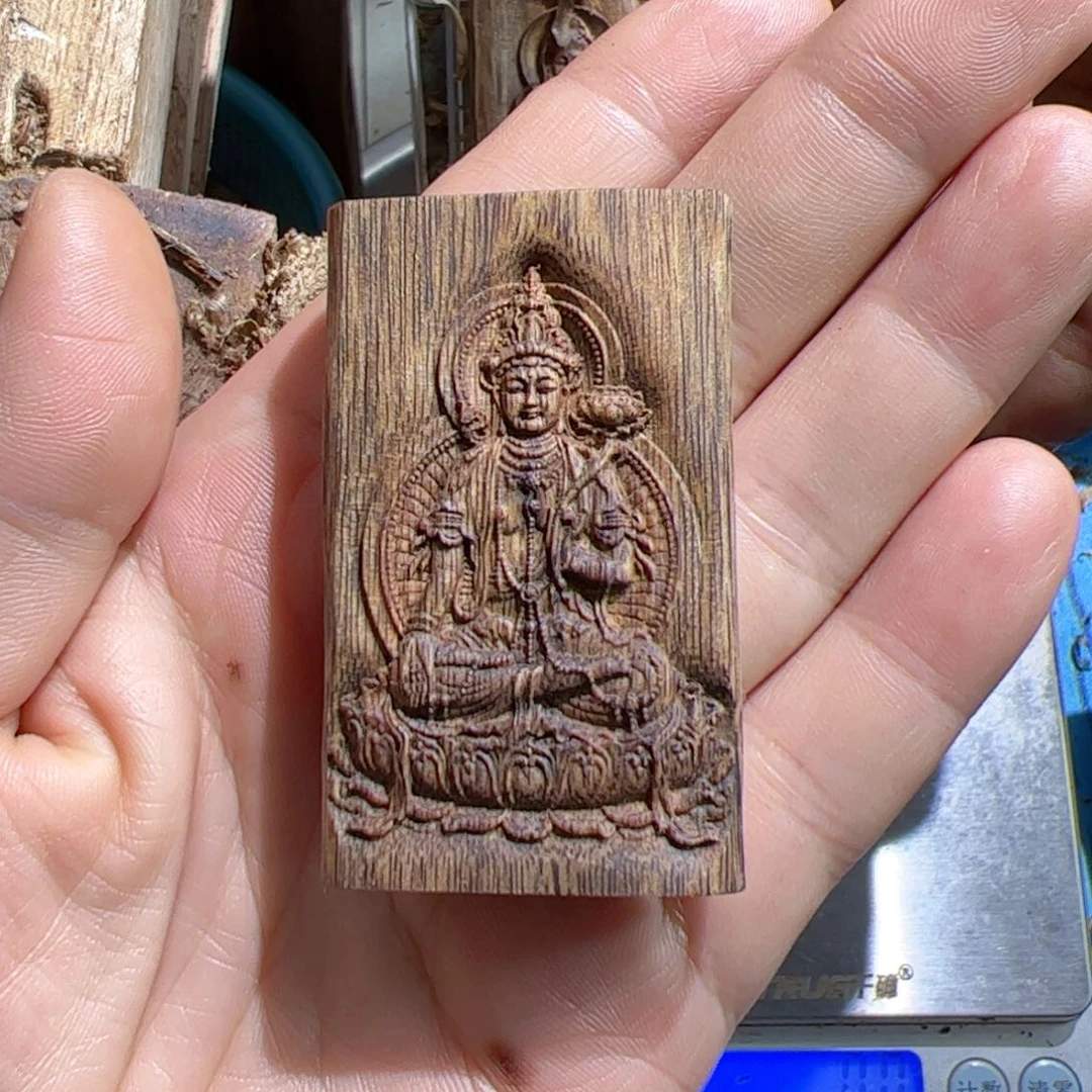 沉香吊坠白棋大势至12.6克