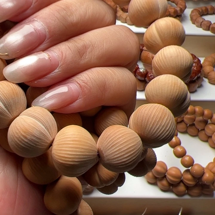 猴头核桃手串漏心爱心