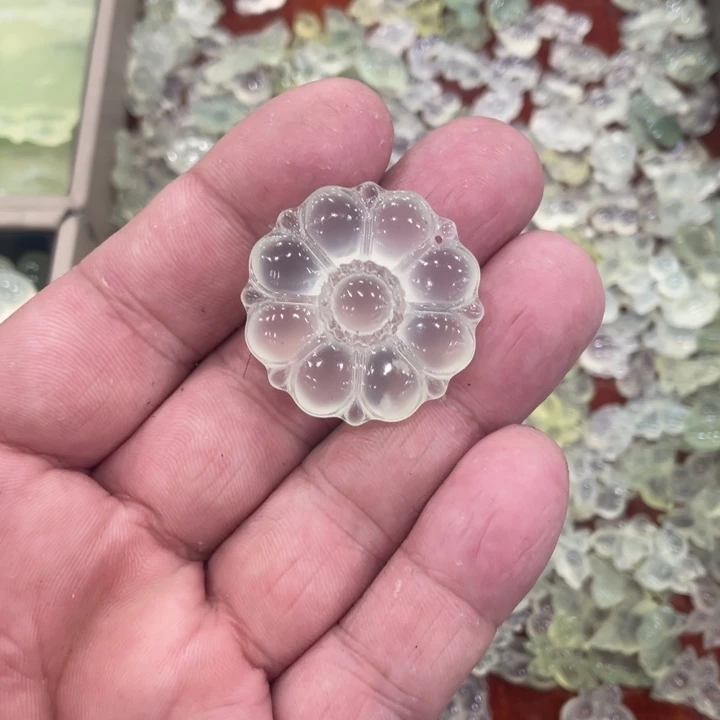 蛇纹石玉合金颈饰
