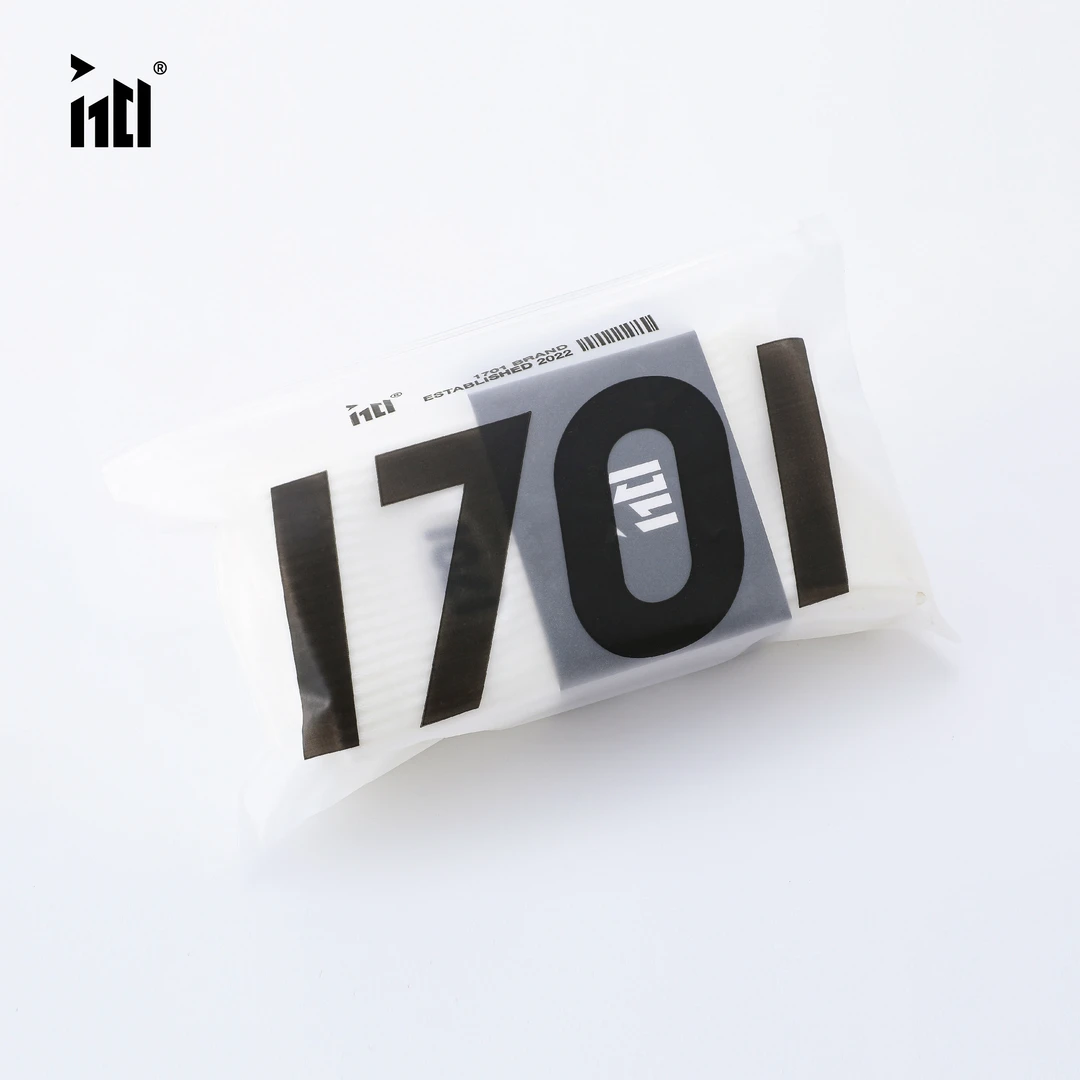 1701棉袜三双装新设计经典款百搭舒适防臭抗菌透气刺绣