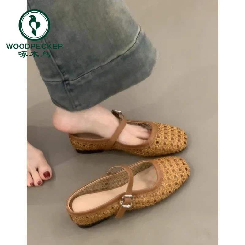 啄木鸟2025年复古编织镂空一字带粗跟包头半拖鞋女凉拖穆勒玛丽珍