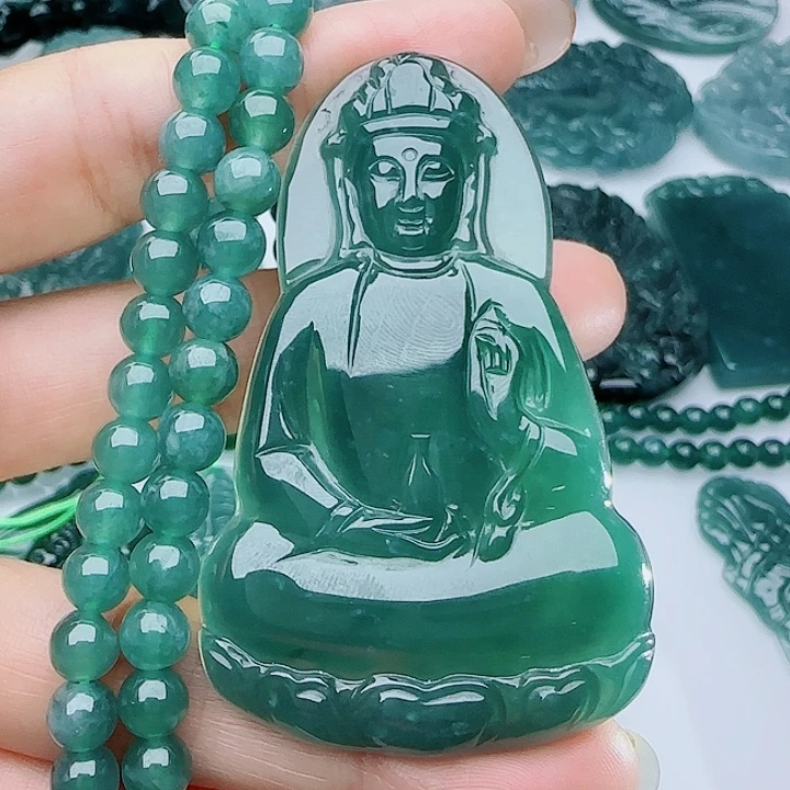 翡翠未镶嵌颈饰多样性发货天然的A货翡翠