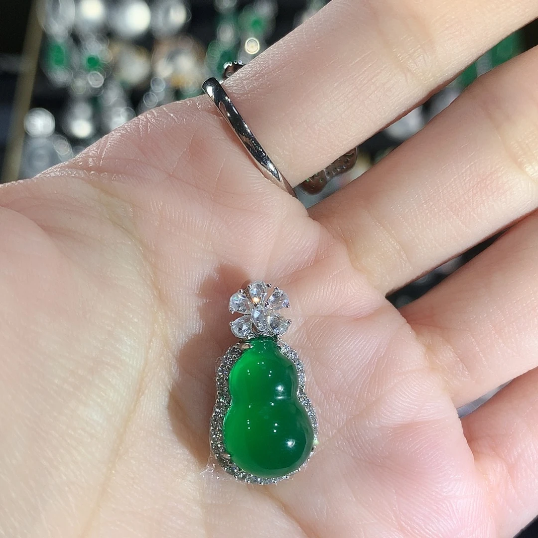 玛瑙/玉髓银S925镶嵌颈饰