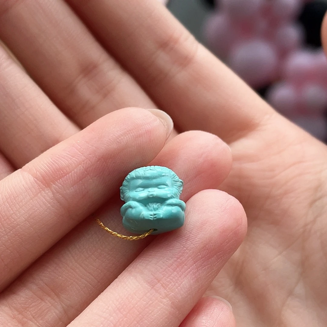 绿松石未镶嵌颈饰