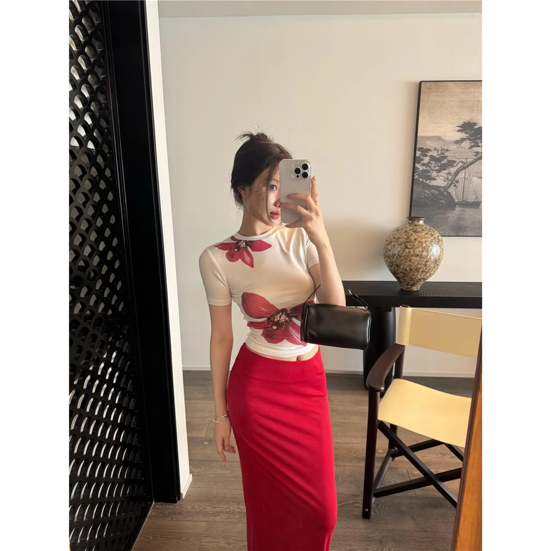辣妹白色印花短袖正肩T恤女夏季显身材套装包臀半身裙长裙两件套