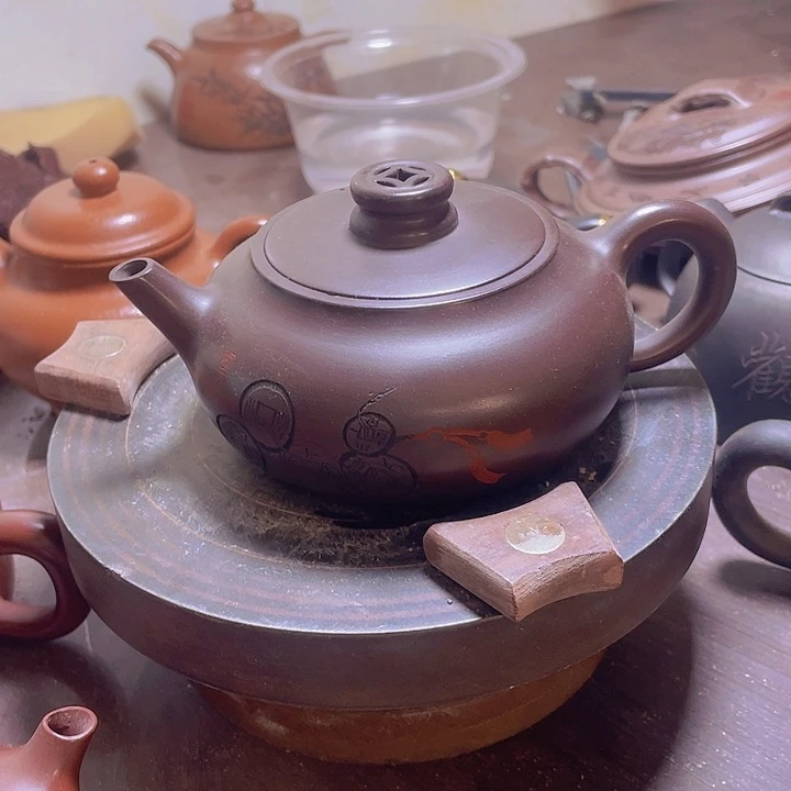 紫砂茶壶处理一把