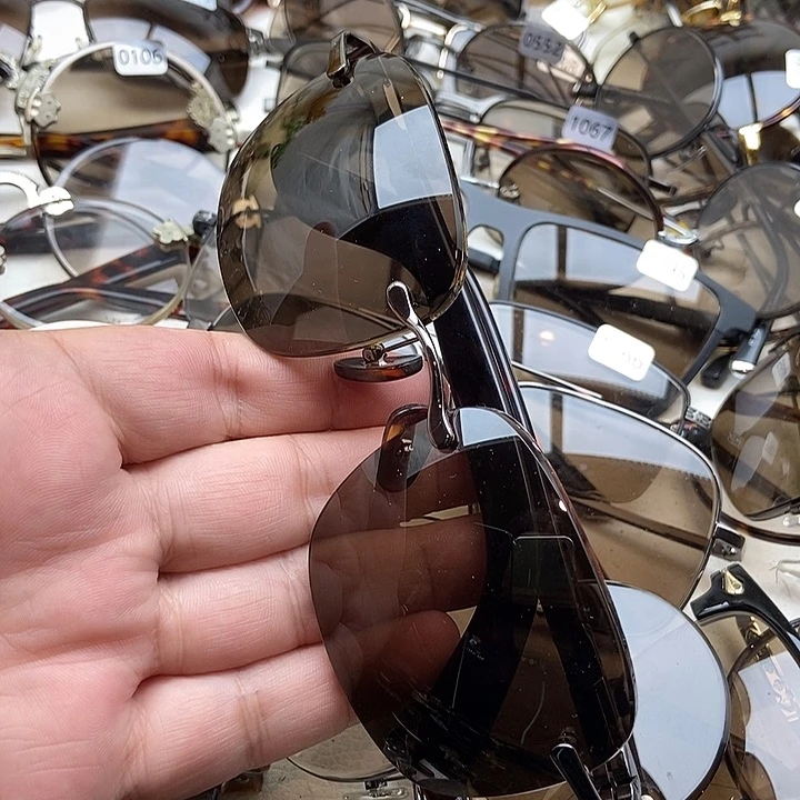 方形天然水晶石头眼镜