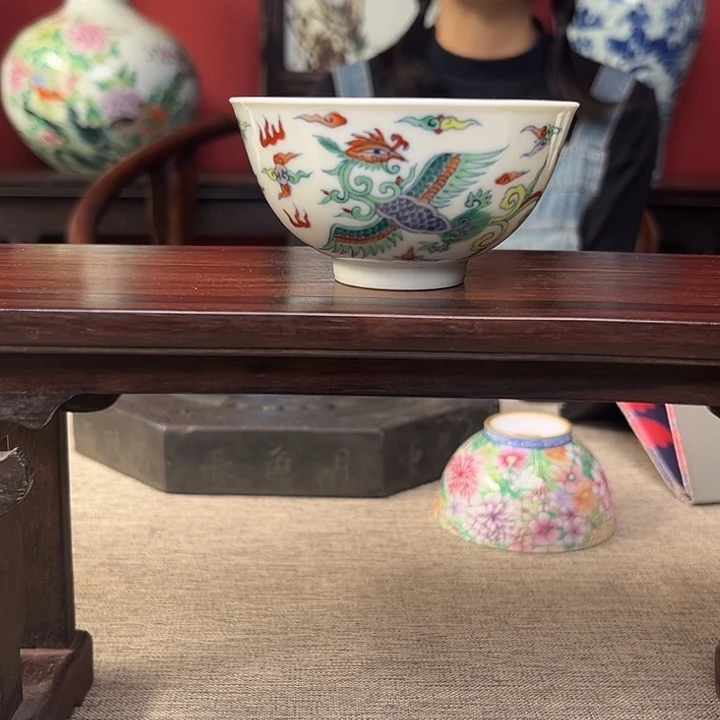 杯子斗彩云凤纹杯子